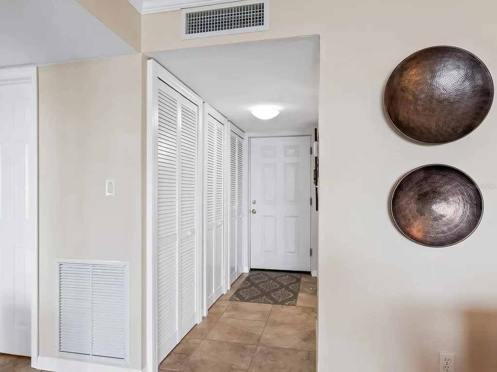 4900 Gulf Of Mexico Drive Longboat Key FL 34228