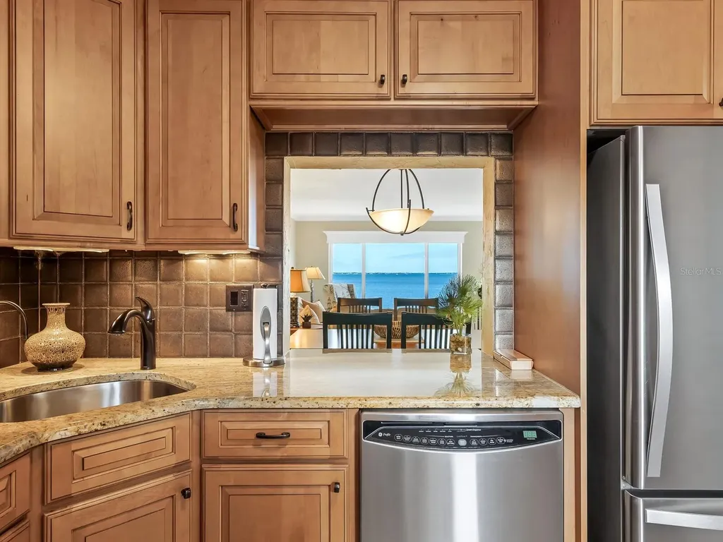 4900 Gulf Of Mexico Drive Longboat Key FL 34228