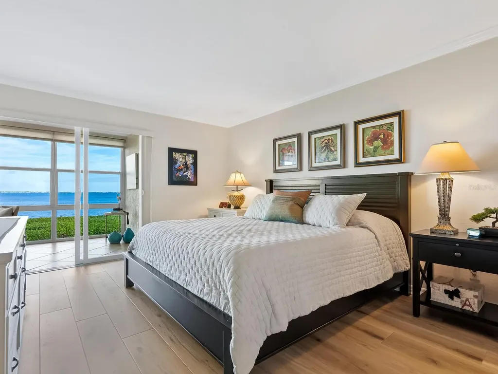 4900 Gulf Of Mexico Drive Longboat Key FL 34228