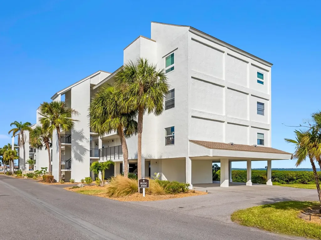 4900 Gulf Of Mexico Drive Longboat Key FL 34228