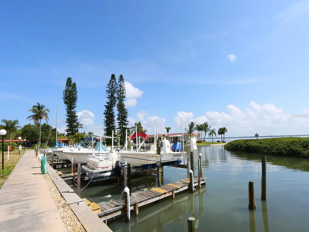 4900 Gulf Of Mexico Drive Longboat Key FL 34228