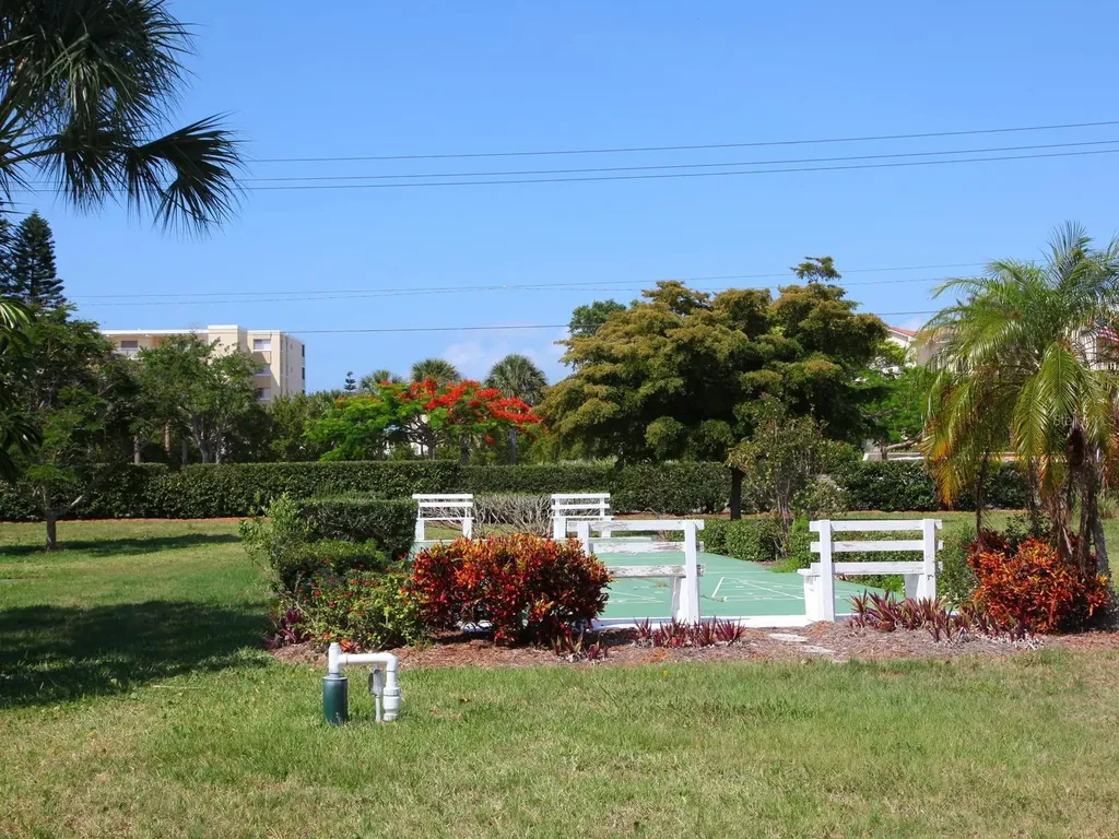 4900 Gulf Of Mexico Drive Longboat Key FL 34228