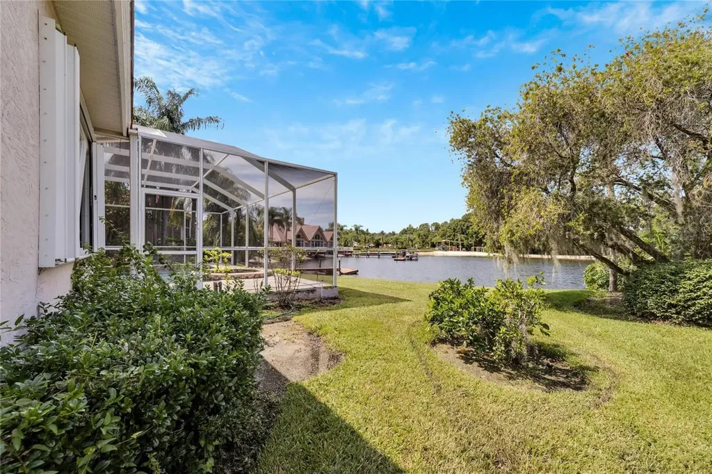 17904 Cachet Isle Drive Tampa FL 33647