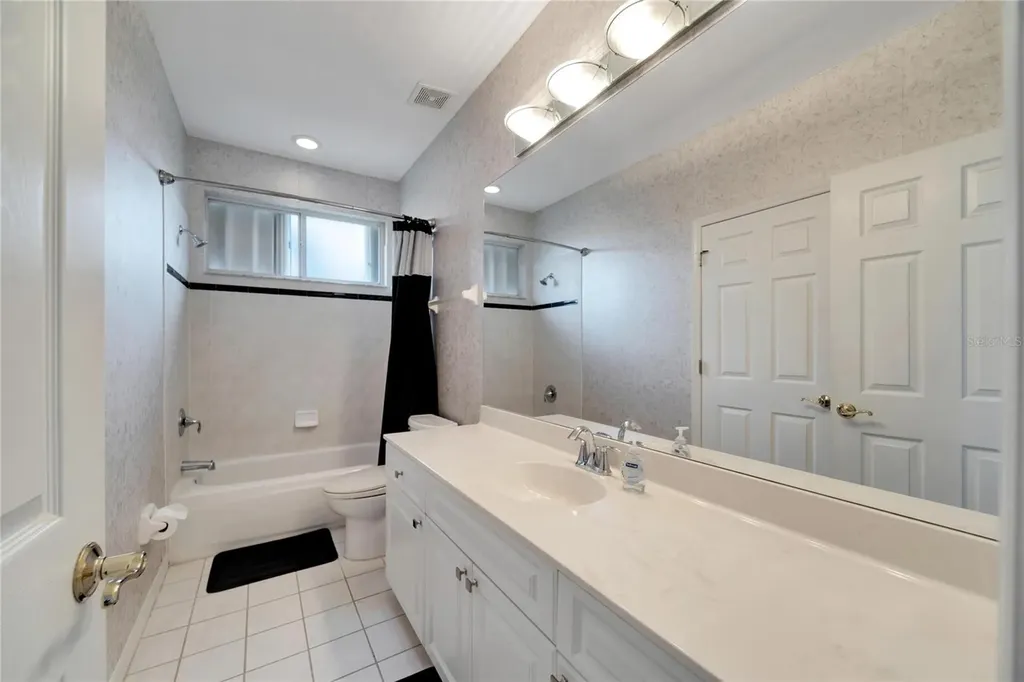 17904 Cachet Isle Drive Tampa FL 33647