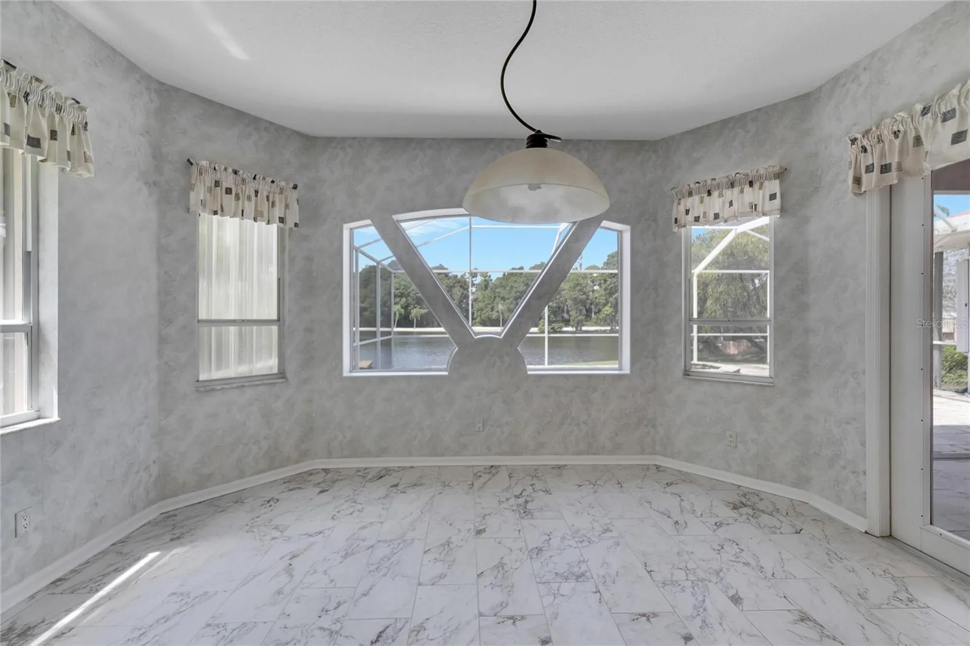 17904 Cachet Isle Drive Tampa FL 33647