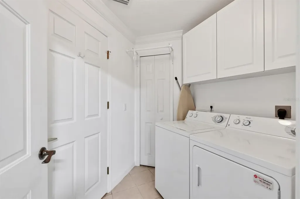 4508 Cinnamon Drive Sarasota FL 34238