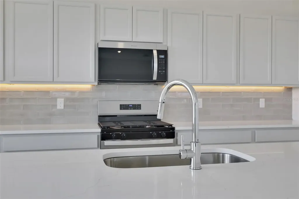10692 NW Suncrest Loop Port St Lucie FL 34987