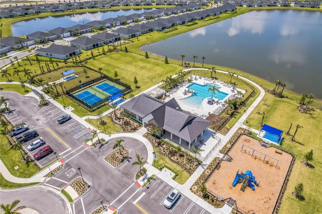10692 NW Suncrest Loop Port St Lucie FL 34987