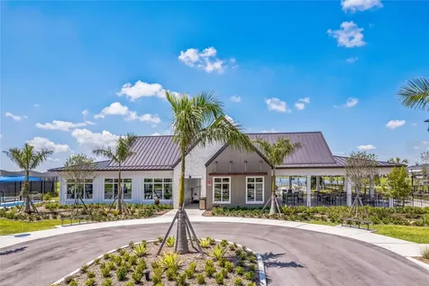 10692 NW Suncrest Loop Port St Lucie FL 34987