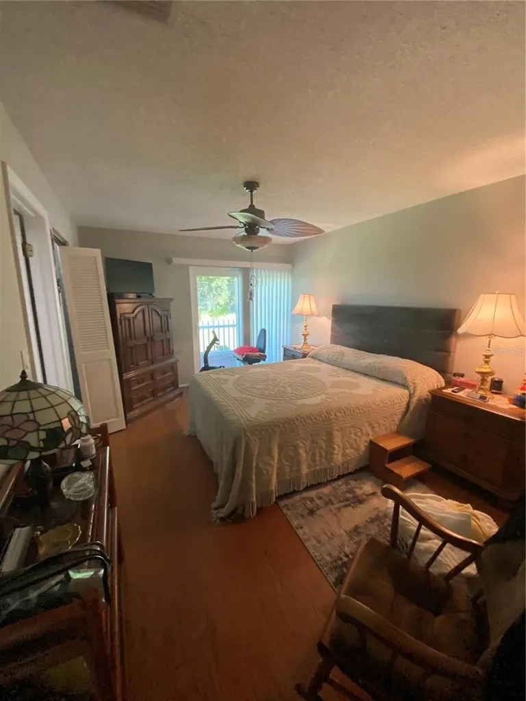 1609 Whitebridge Drive Palm Harbor FL 34684