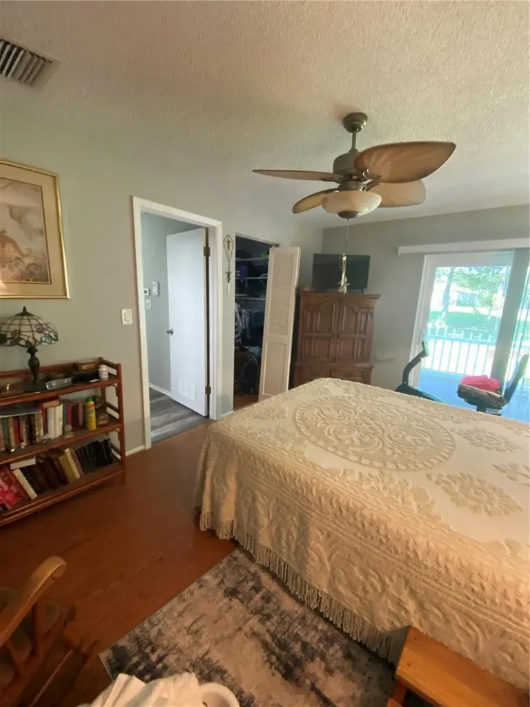 1609 Whitebridge Drive Palm Harbor FL 34684