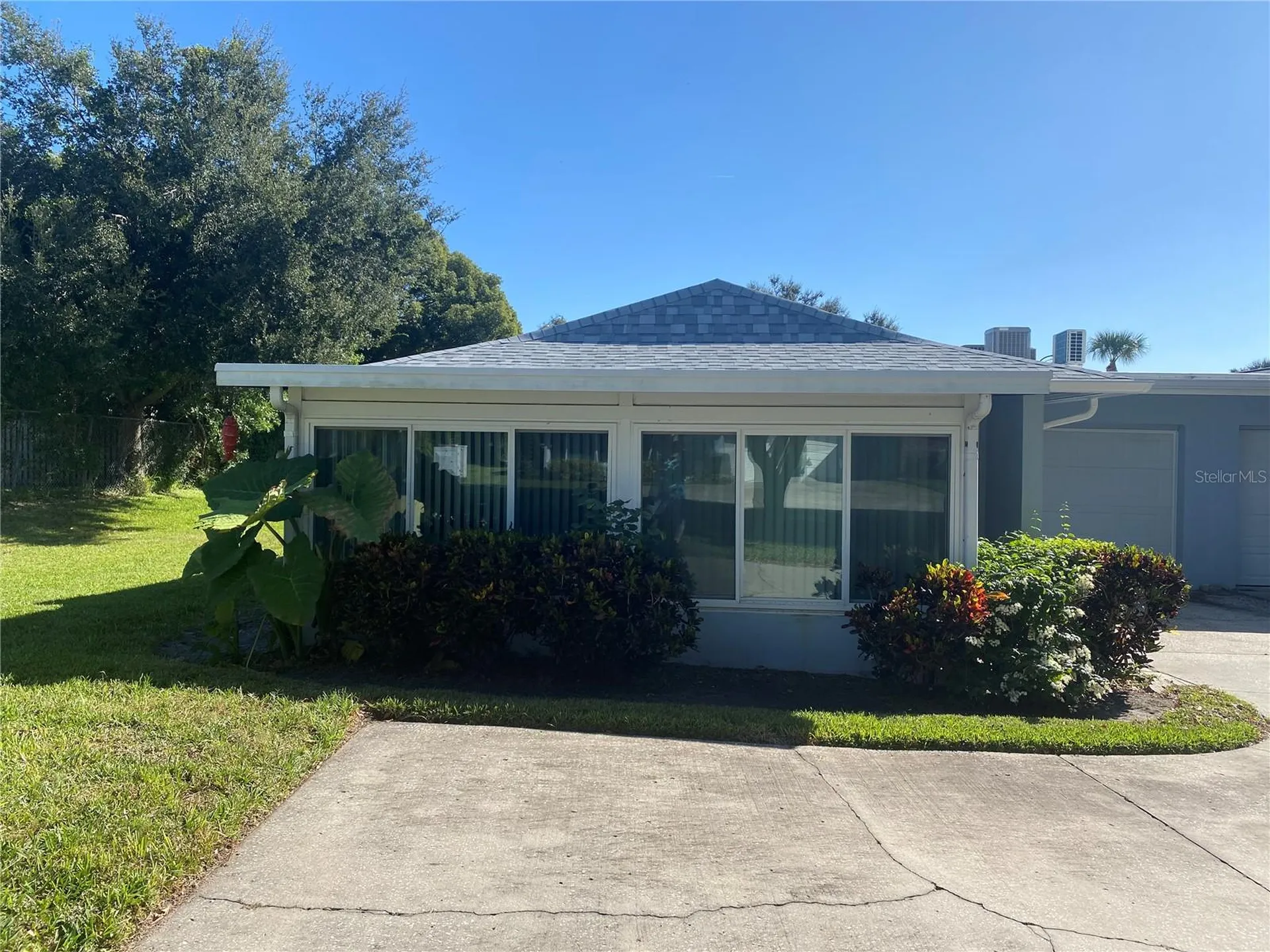 1609 Whitebridge Drive Palm Harbor FL 34684
