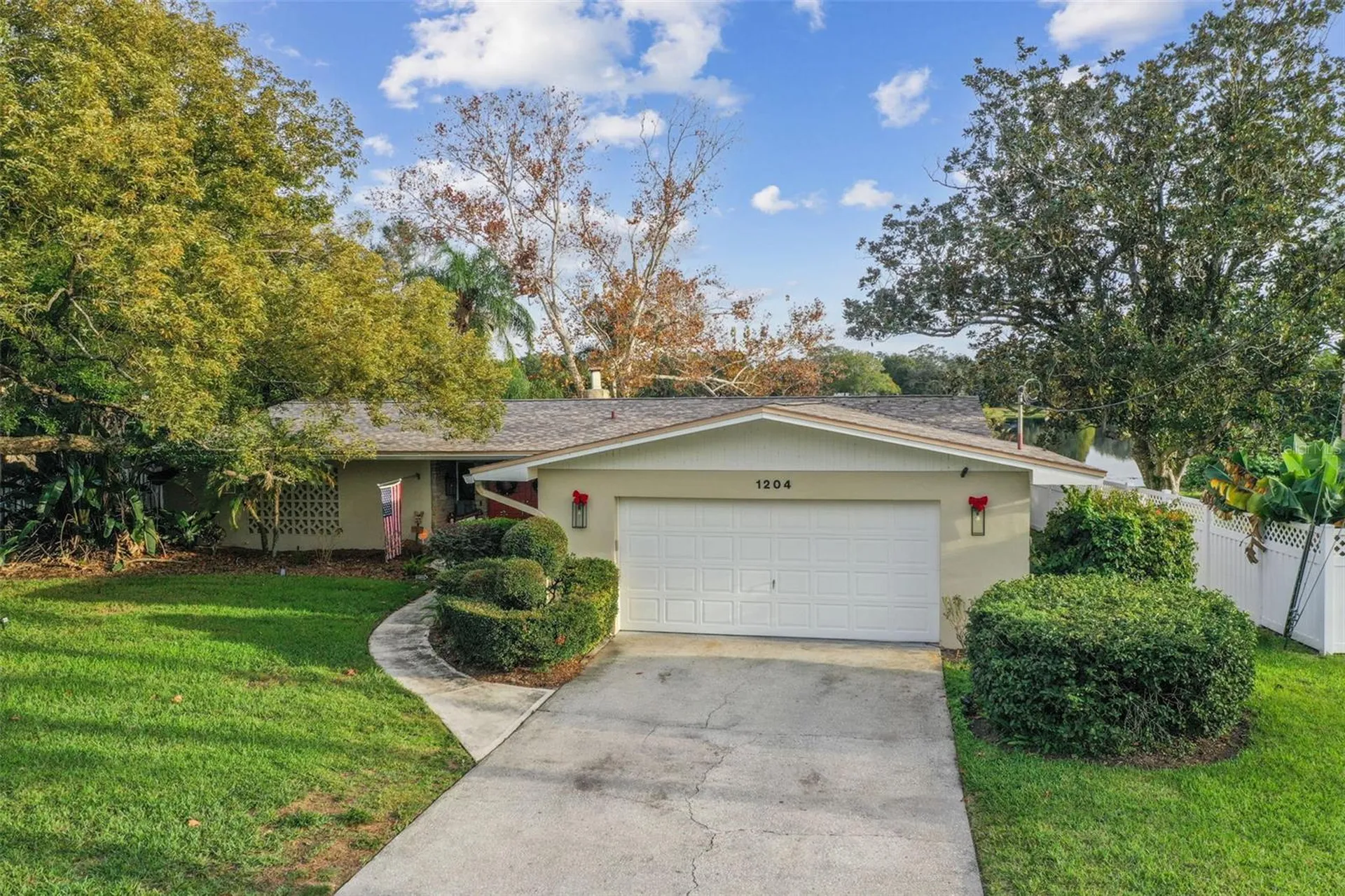 1204 Eckles Drive Tampa FL 33612