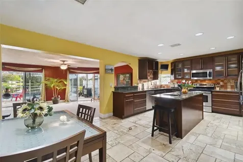 1204 Eckles Drive Tampa FL 33612