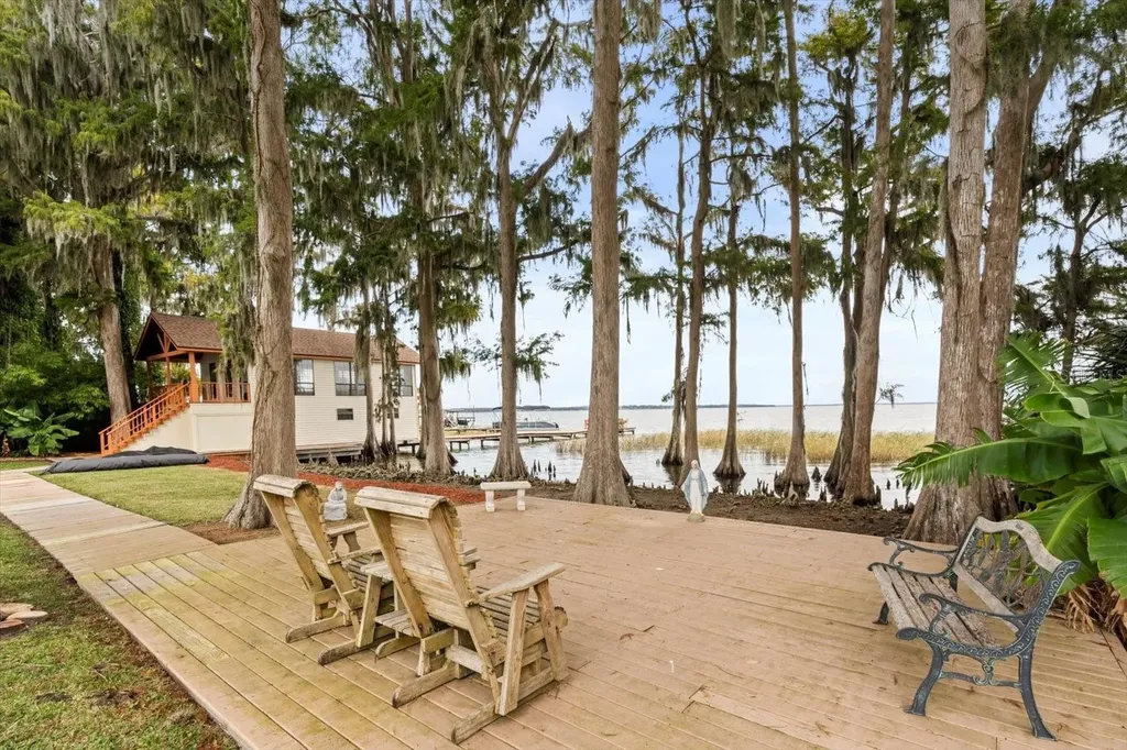 4345 Corley Island Road Leesburg FL 34748