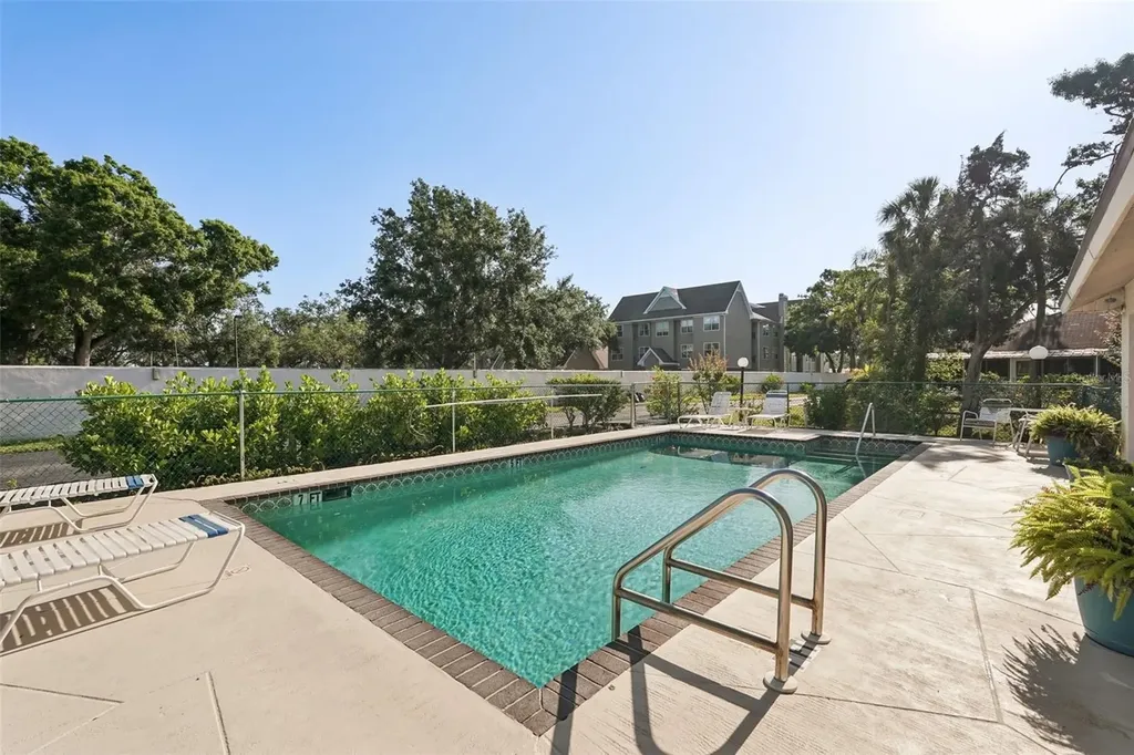 5382 Royal Palm Avenue Sarasota FL 34234