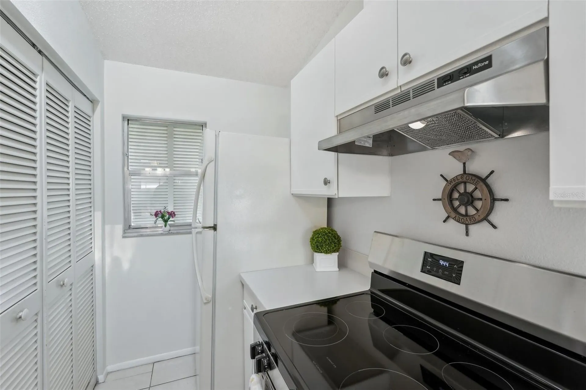 5382 Royal Palm Avenue Sarasota FL 34234
