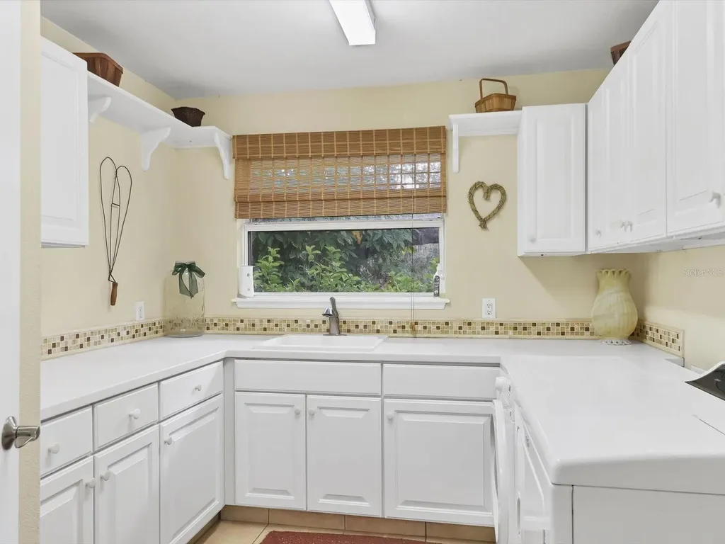 4708 Hidden River Road Sarasota FL 34240
