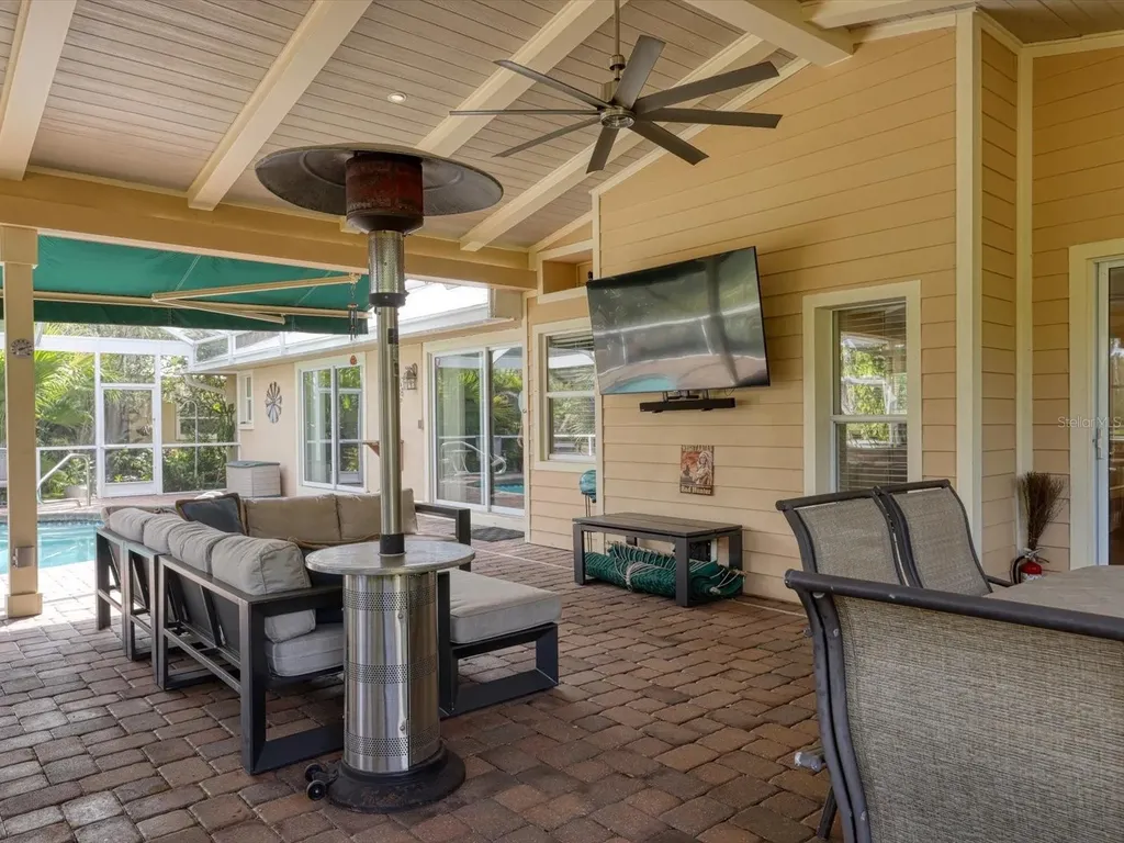 4708 Hidden River Road Sarasota FL 34240