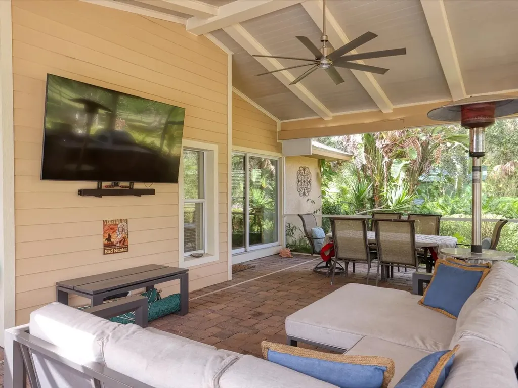 4708 Hidden River Road Sarasota FL 34240