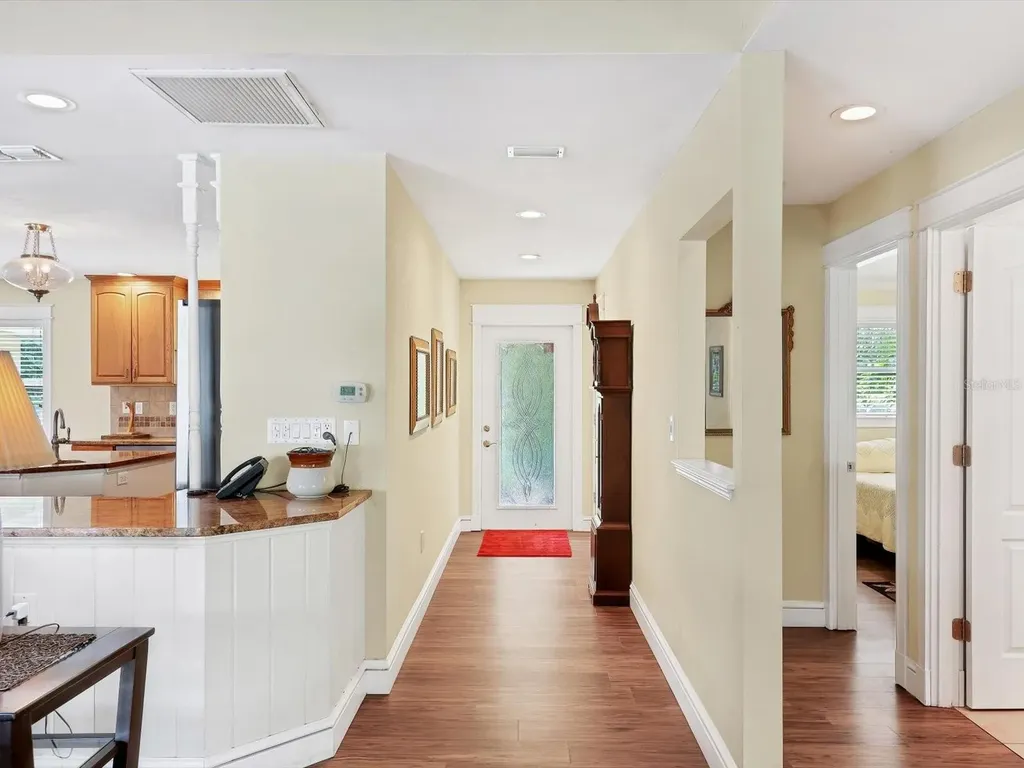 4708 Hidden River Road Sarasota FL 34240