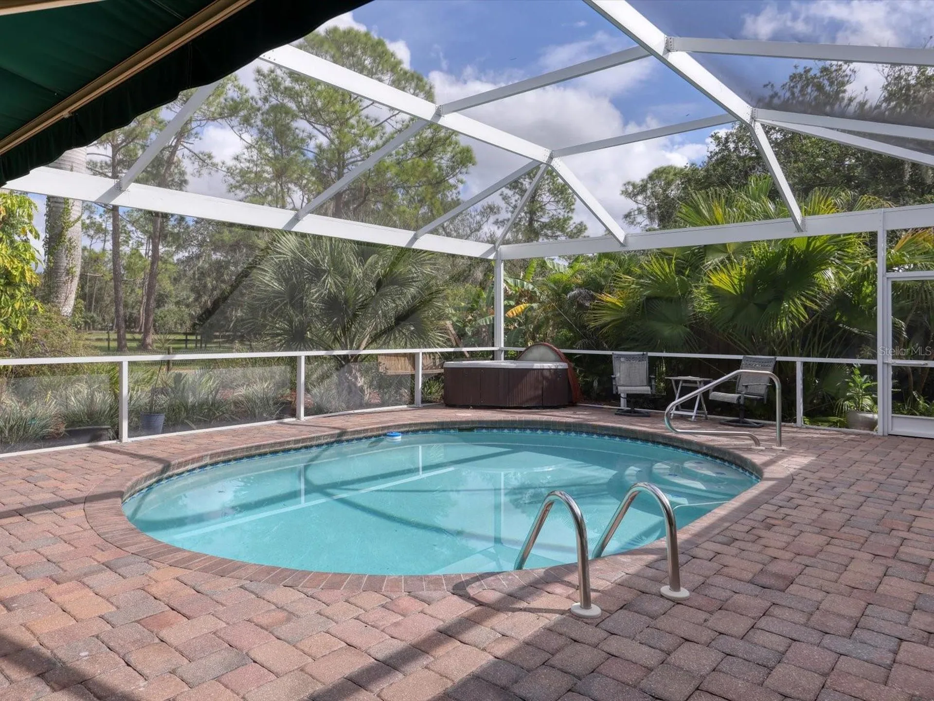 4708 Hidden River Road Sarasota FL 34240