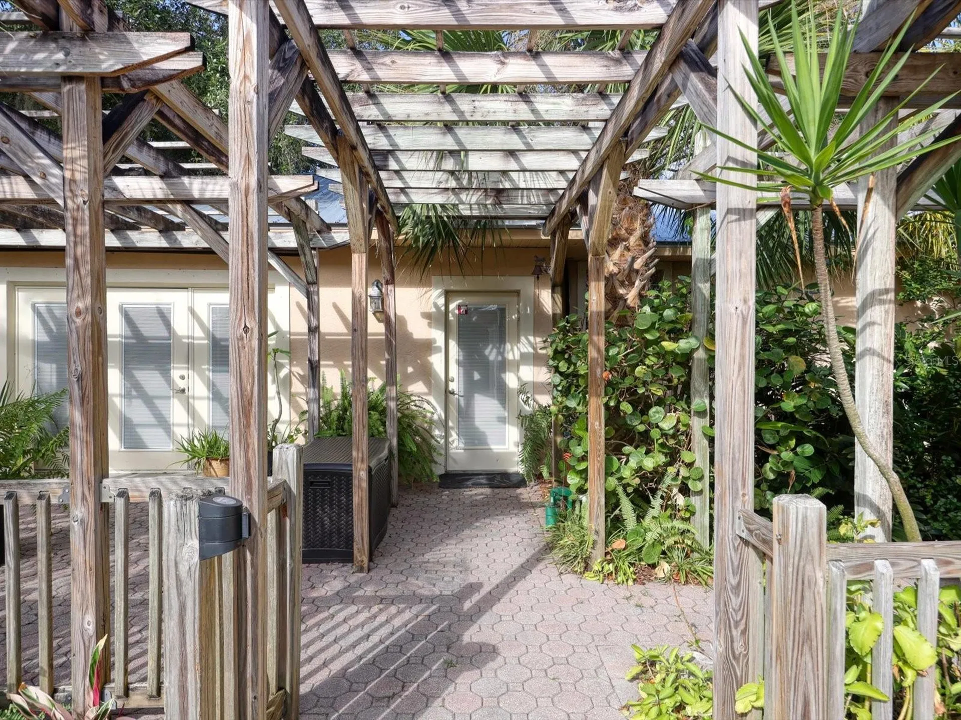 4708 Hidden River Road Sarasota FL 34240