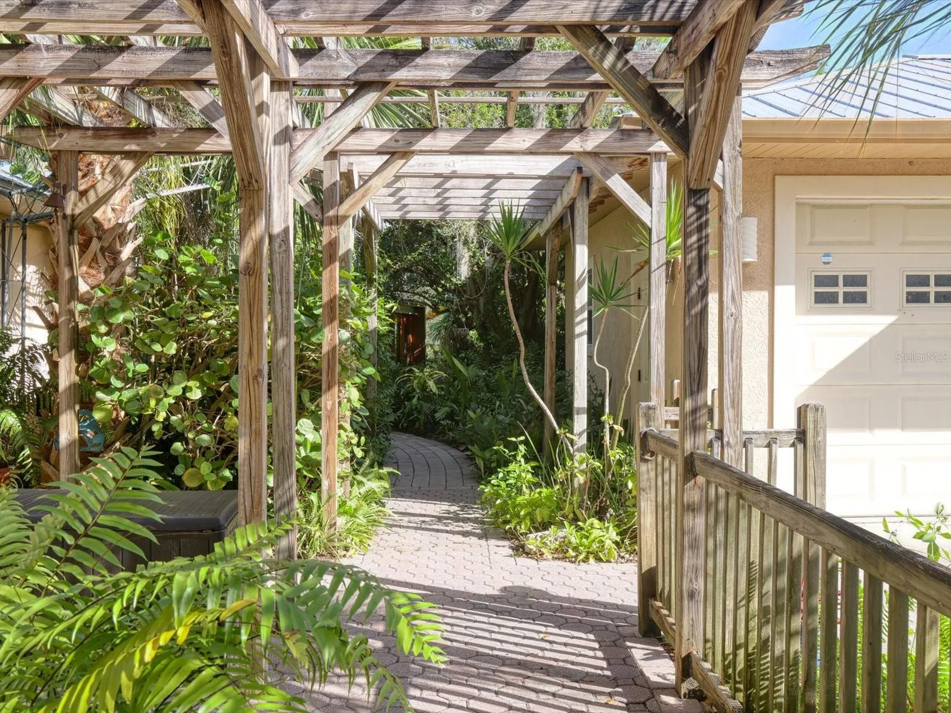 4708 Hidden River Road Sarasota FL 34240