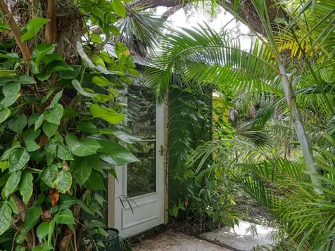 4708 Hidden River Road Sarasota FL 34240