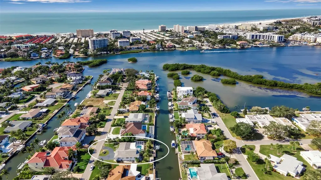 1649 Stanford Lane Sarasota FL 34231