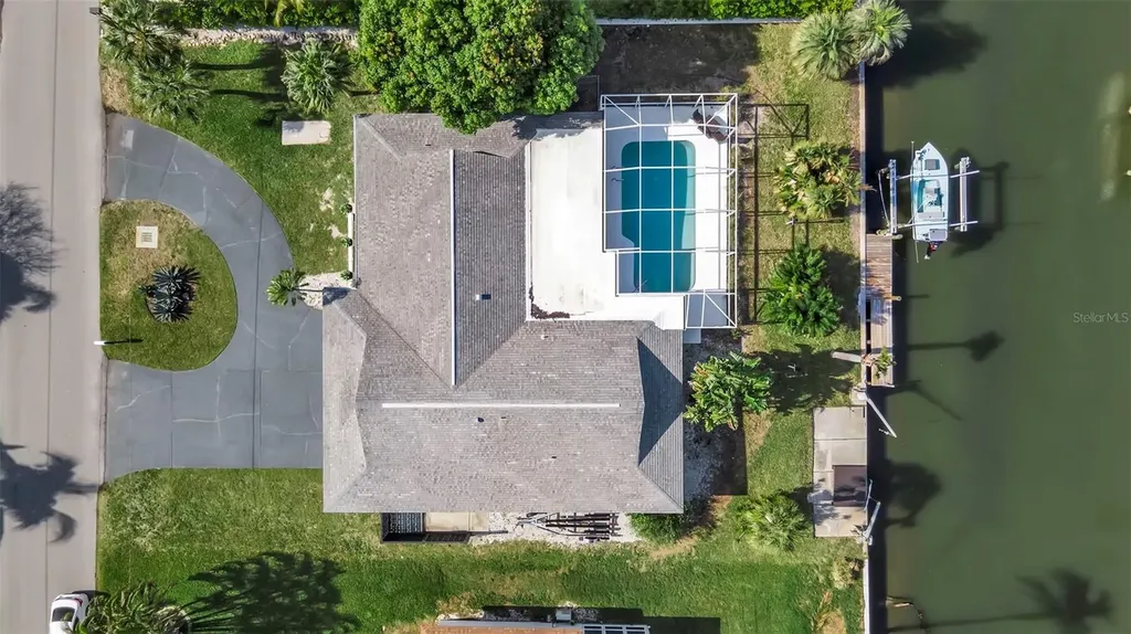 1649 Stanford Lane Sarasota FL 34231