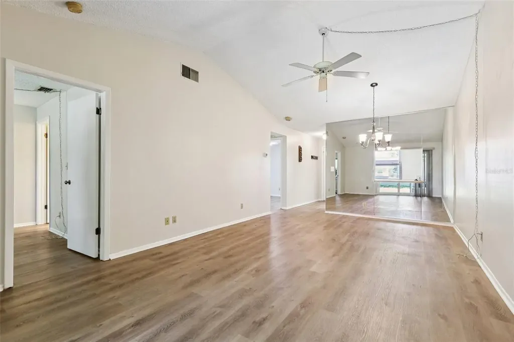 10780 43rd Street N Clearwater FL 33762