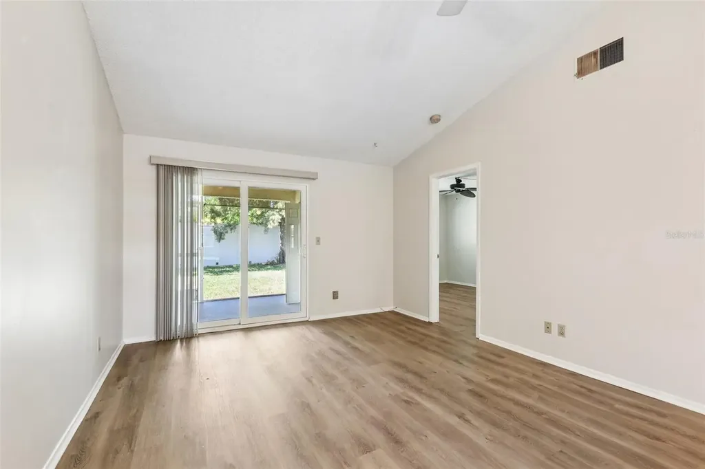 10780 43rd Street N Clearwater FL 33762