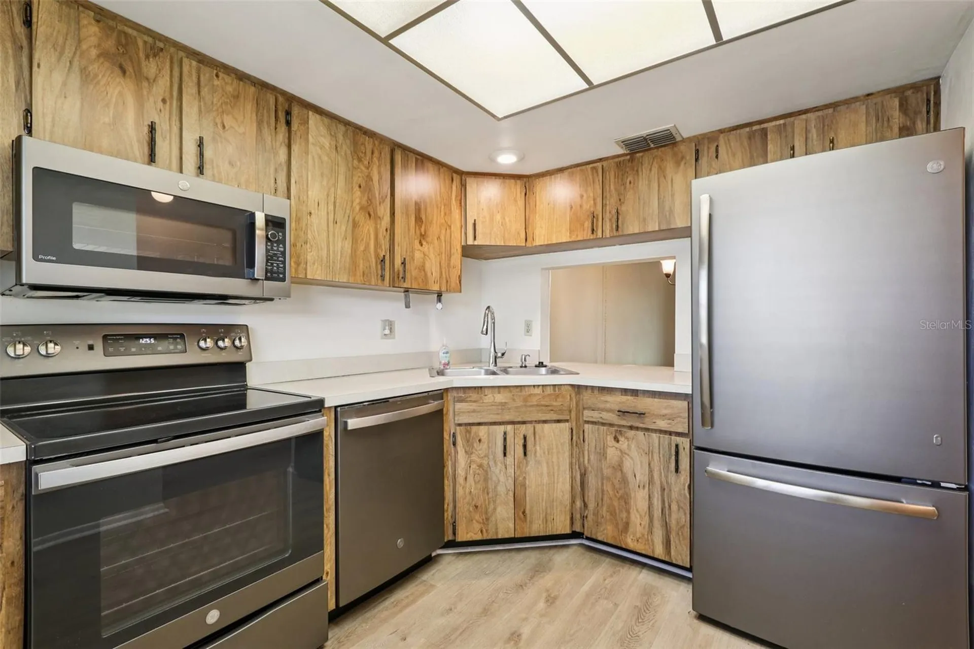 10780 43rd Street N Clearwater FL 33762