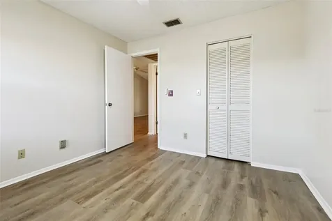 10780 43rd Street N Clearwater FL 33762