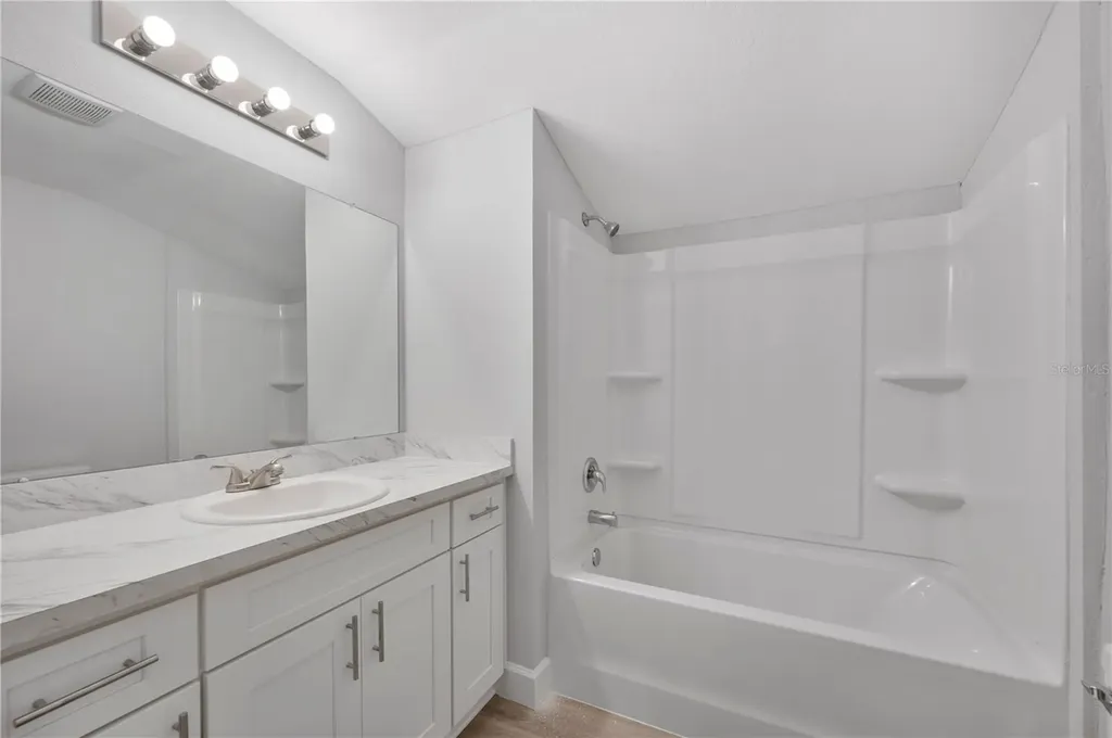 4885 Cherry Drive Mulberry FL 33860