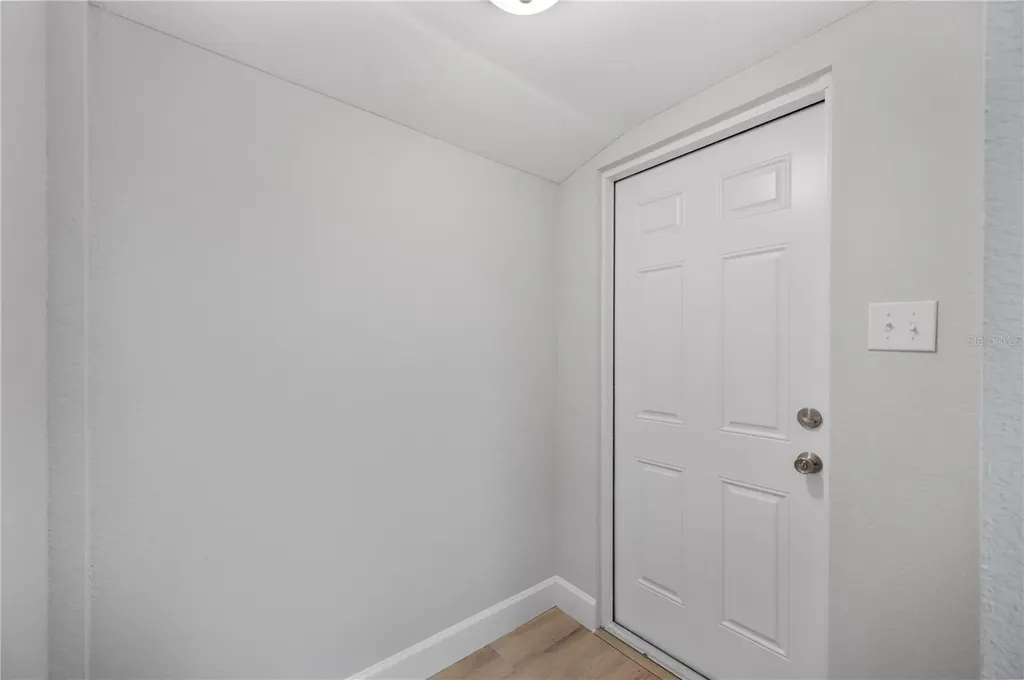 4885 Cherry Drive Mulberry FL 33860