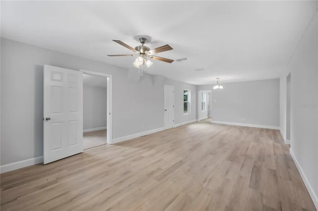 4885 Cherry Drive Mulberry FL 33860