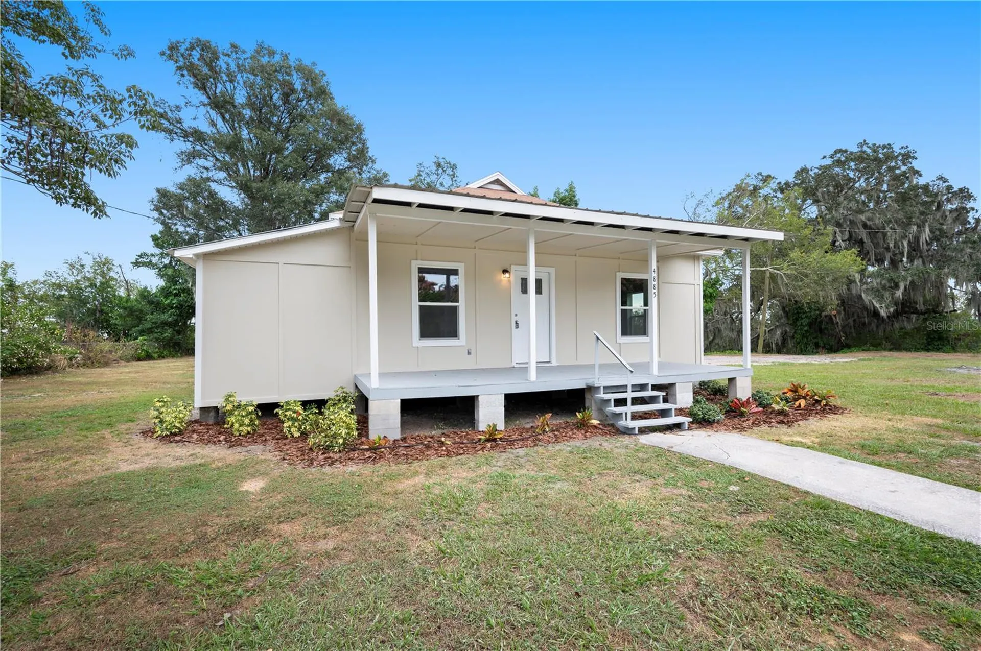 4885 Cherry Drive Mulberry FL 33860