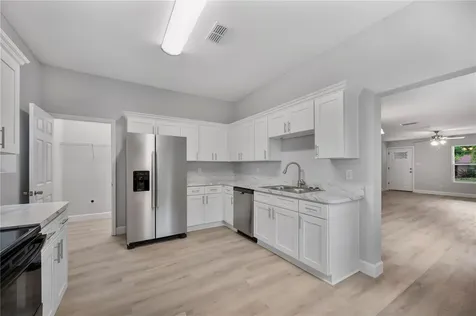 4885 Cherry Drive Mulberry FL 33860