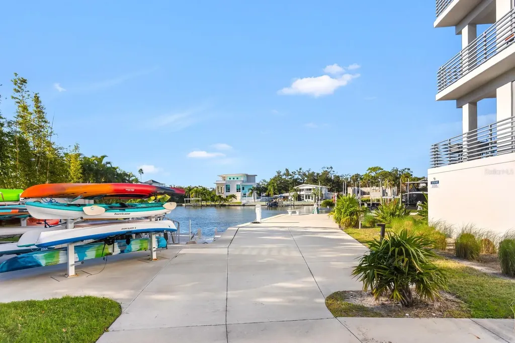 1709 N Tamiami Trail Sarasota FL 34234