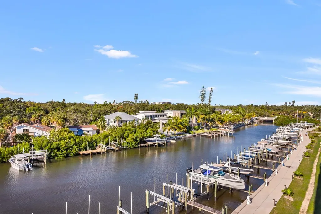 1709 N Tamiami Trail Sarasota FL 34234