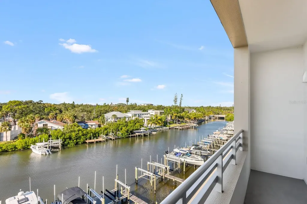 1709 N Tamiami Trail Sarasota FL 34234