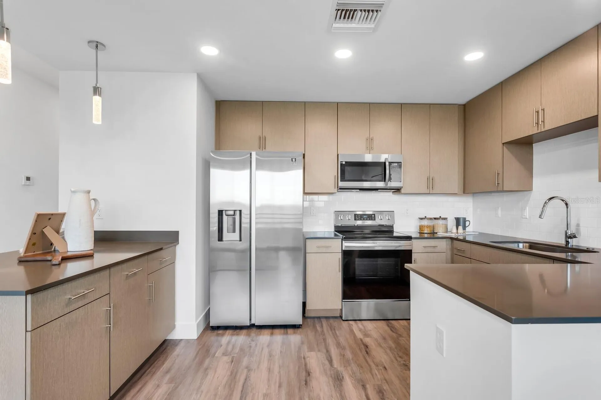 1709 N Tamiami Trail Sarasota FL 34234