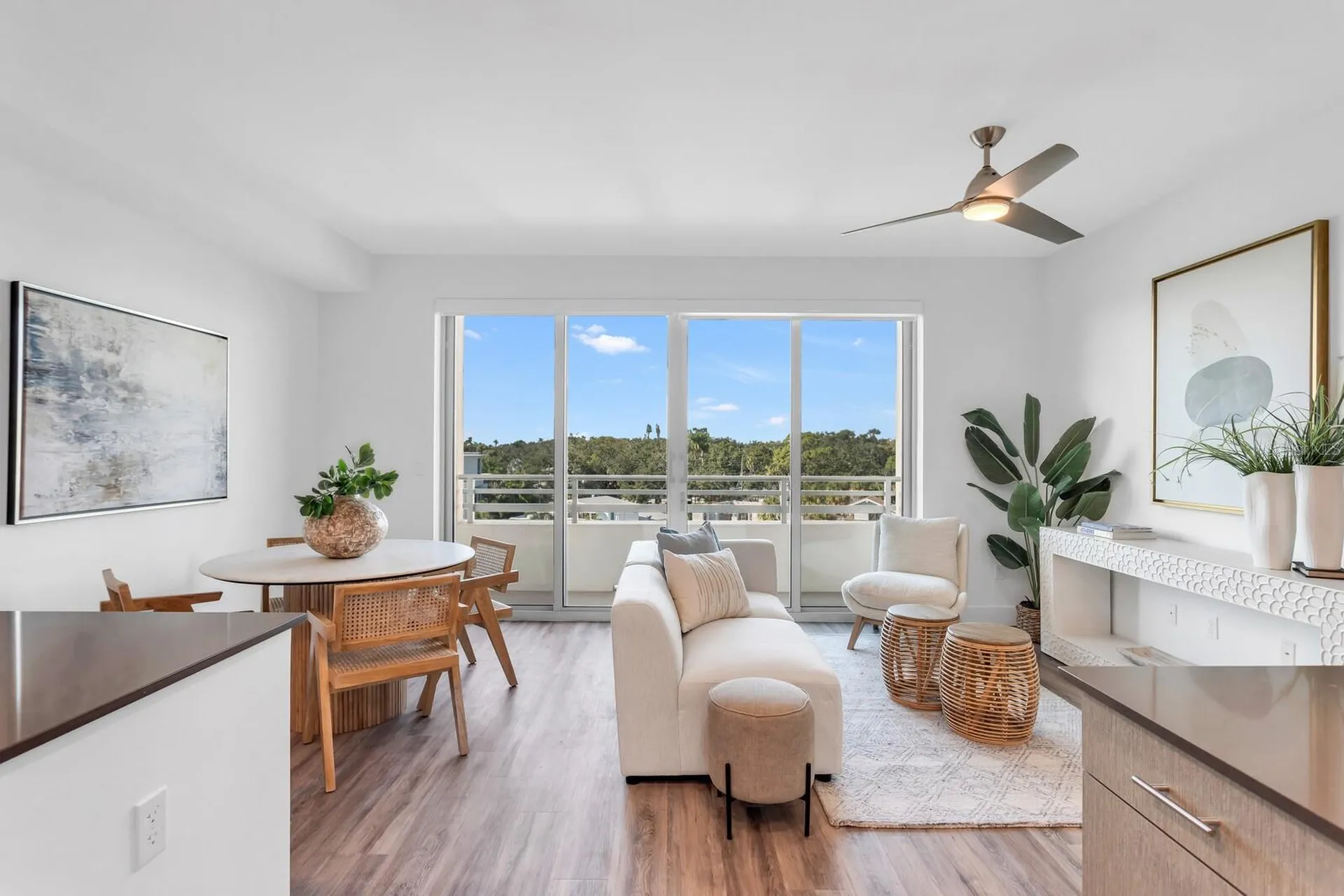 1709 N Tamiami Trail Sarasota FL 34234