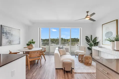 1709 N Tamiami Trail Sarasota FL 34234