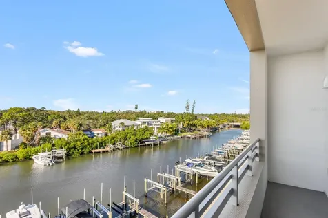 1709 N Tamiami Trail Sarasota FL 34234