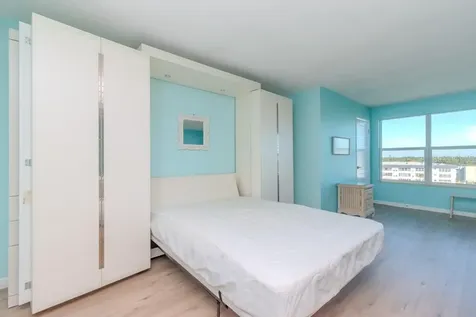 6025 Shore Boulevard S Gulfport FL 33707