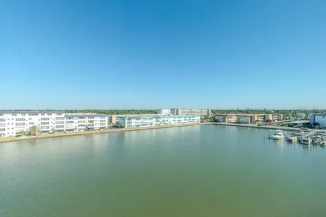 6025 Shore Boulevard S Gulfport FL 33707