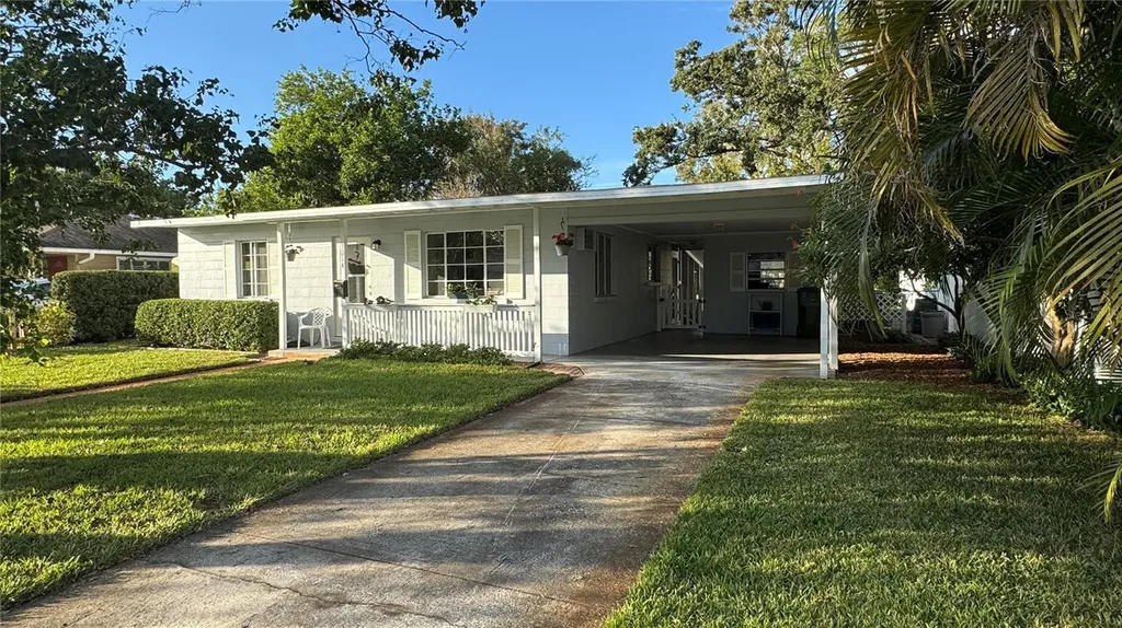 3014 16th Avenue W Bradenton FL 34205